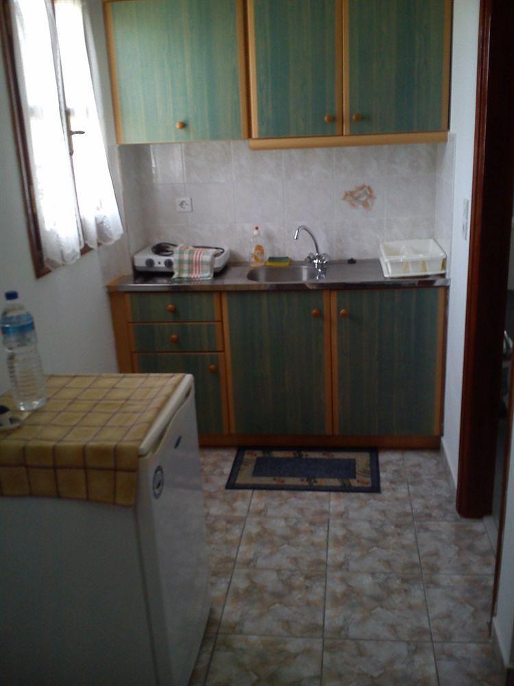 Marina Studios Tílos Kültér fotó